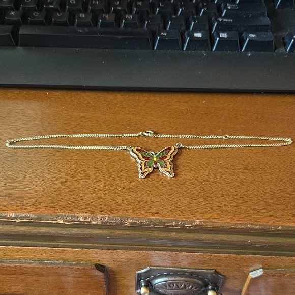 Sarah Coventry Jewelry - Gold Butterfly Chocker Necklace with Green Accents
